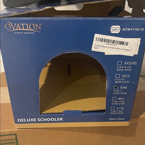 Ovation Black Deluxe Schooler Helmet - Picture 2 of 4